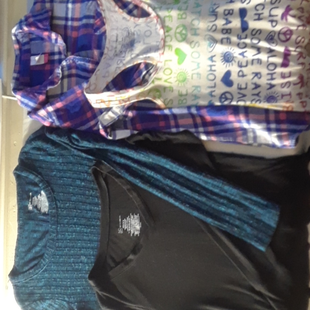 No Boundaries tops bundle